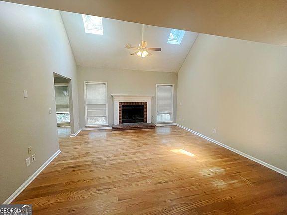 5th image of 1347 Velvet Creek Way SW