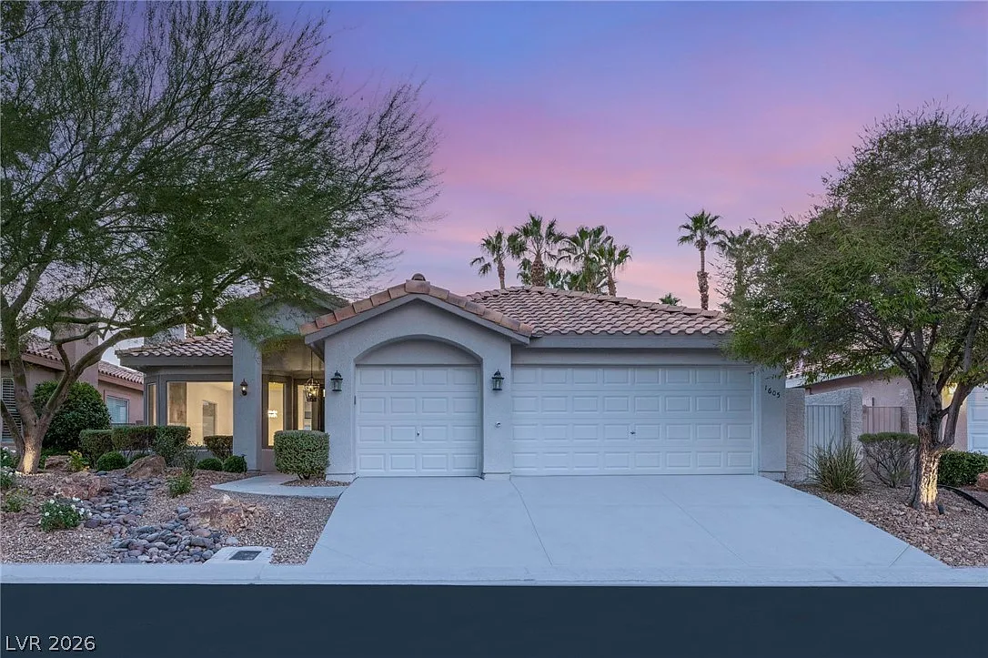 Building Photo - 1605 Shadow Rock Dr