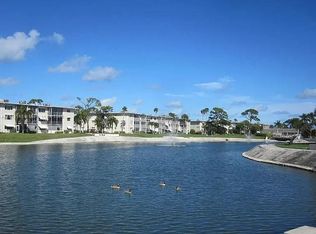 2640 S Garden Dr S #301, Lake Worth, FL 33461