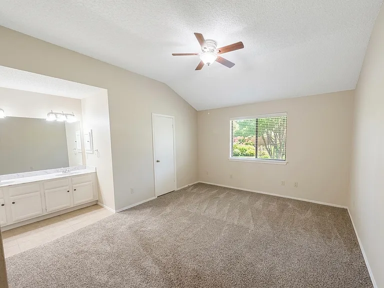 5028 Coker Dr — Photo 9