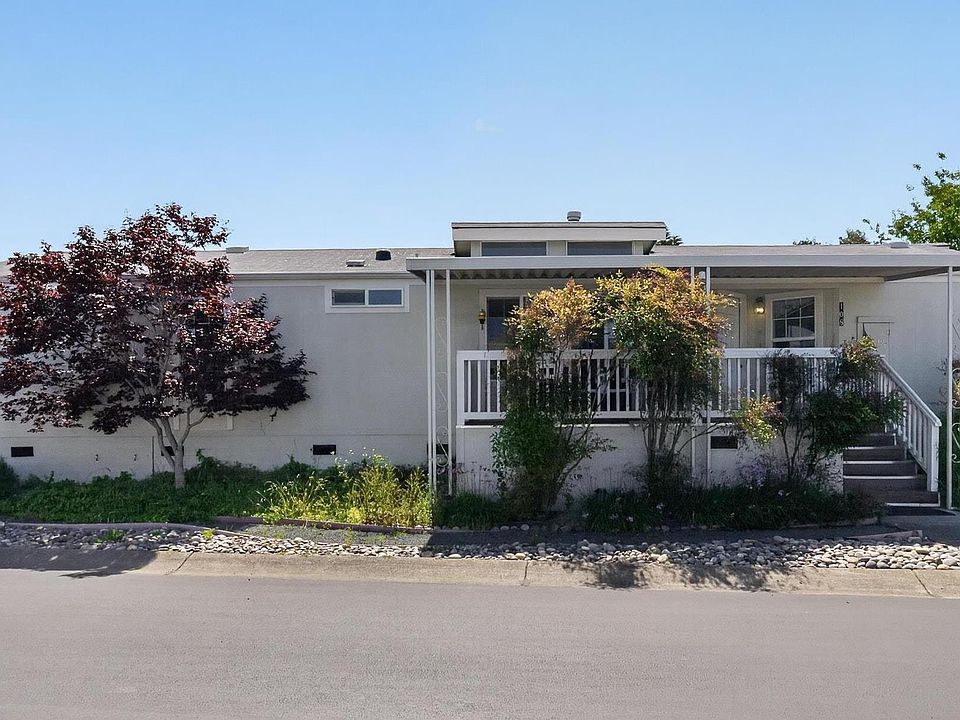1st image of 108 Palm Dr