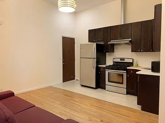 Rented by Compass | media 11