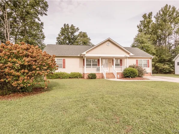 2473 Gracie White Cir, Petersburg, VA 23803