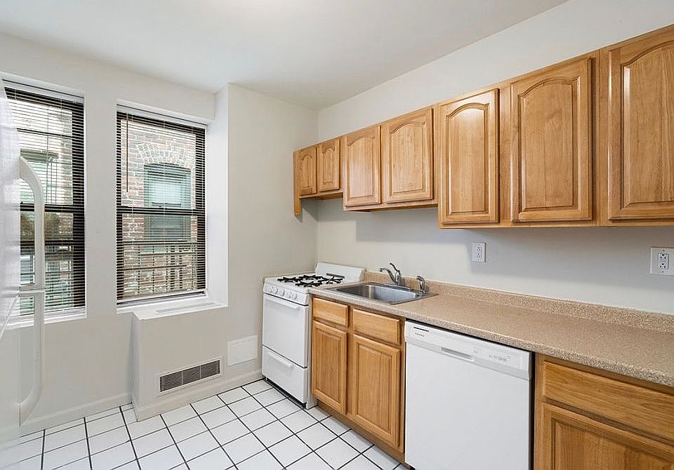 1st image of 799 Avenue A APT 4A