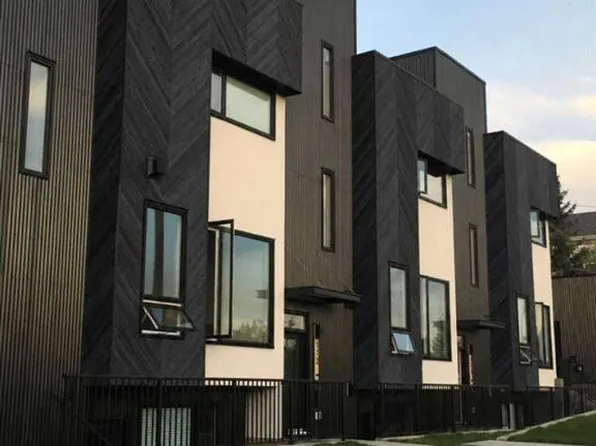 112 W 21st St NW, Calgary, AB T2N 5C3
