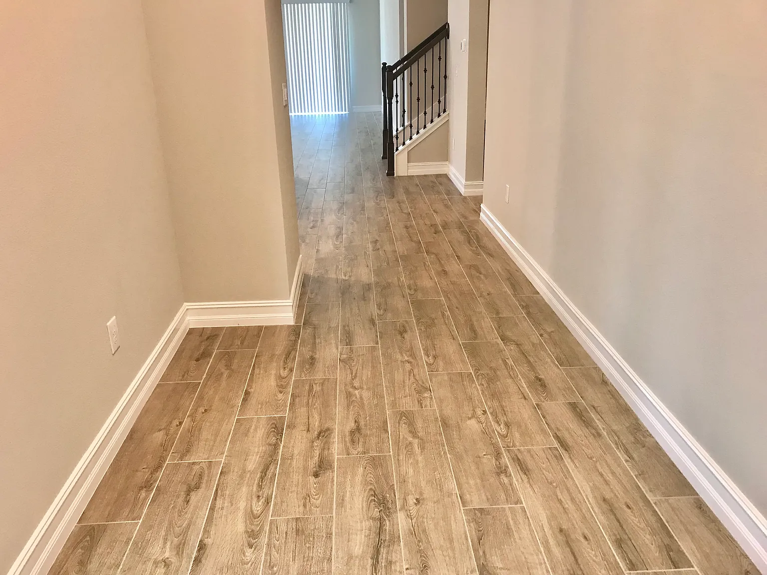 4 bed, 2.5 bath, 2954 sqft, $3,700 — Photo 2