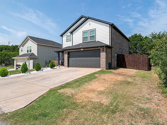 3rd image of 3516 Mulberry Dr