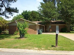 200 Club Ln, Conway, AR 72034