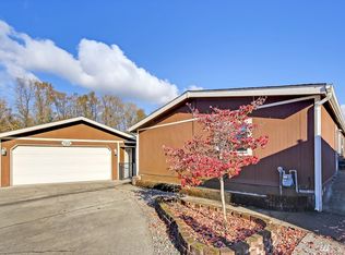 15400 SE 155th Pl UNIT 4, Renton, WA 98058