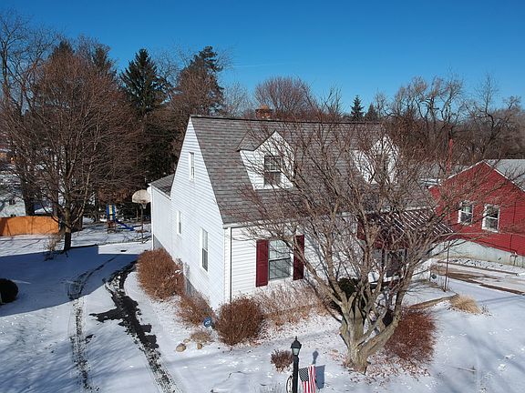 Near level front yard