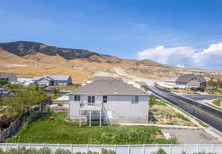 4016 S Sunrise Dr — Photo 11