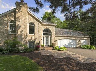 5318 Paola Cir, Bloomington, MN 55437