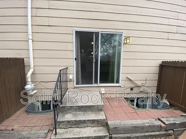 2331 Lexington Village Ln — Photo 19