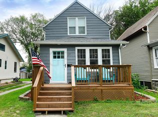 121 Chestnut St, Grand Forks, ND 58201