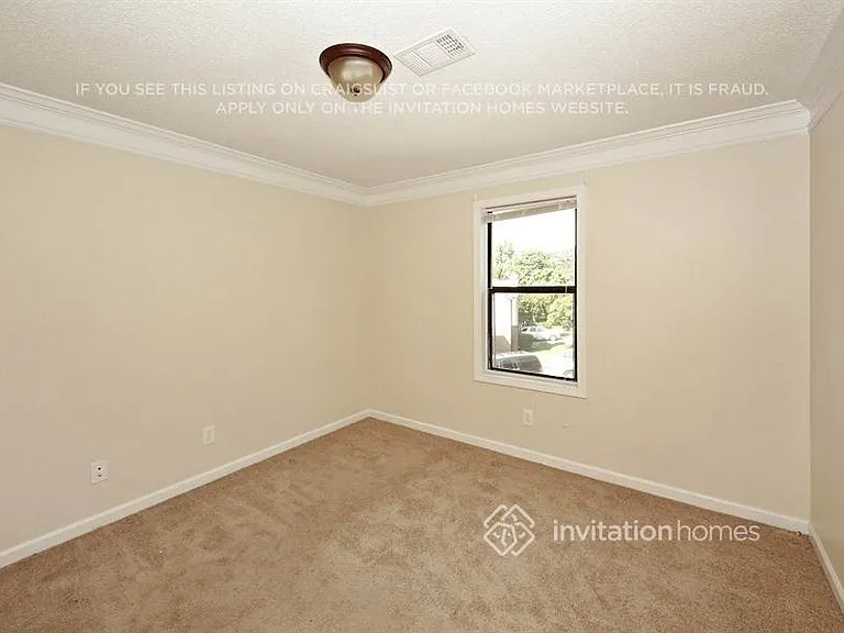 1141 Heritage Glen Dr — Photo 9