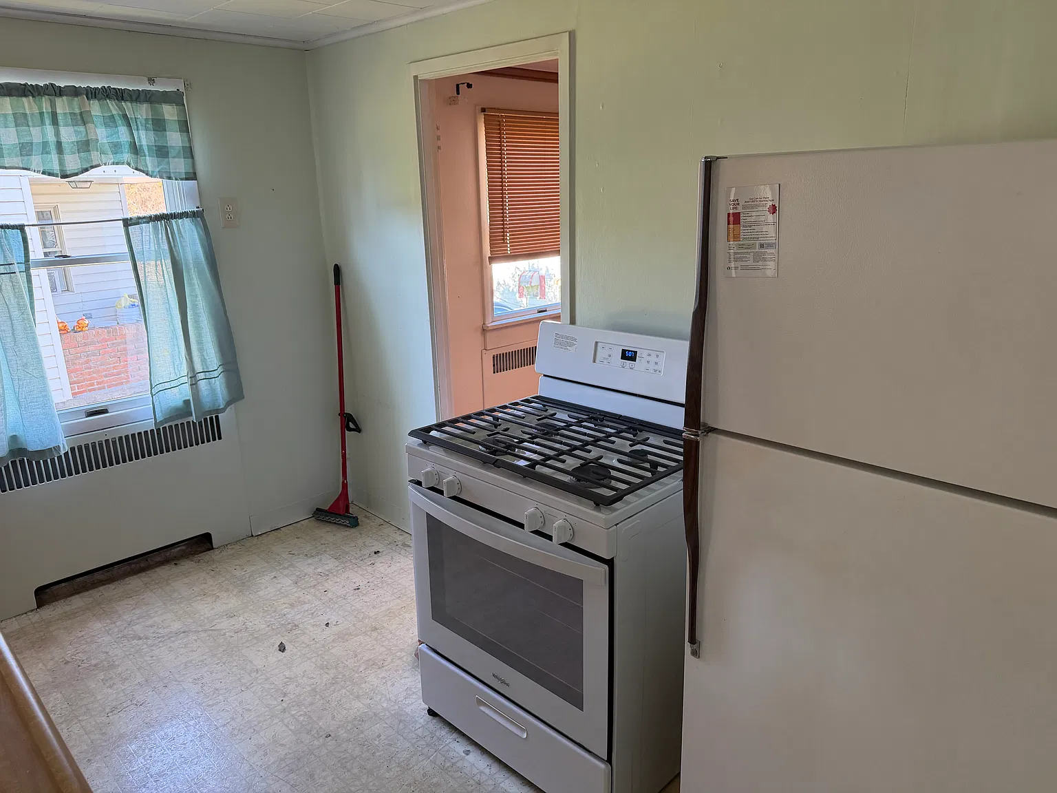 2 bed, 864 sqft, $1,150 — Photo 4