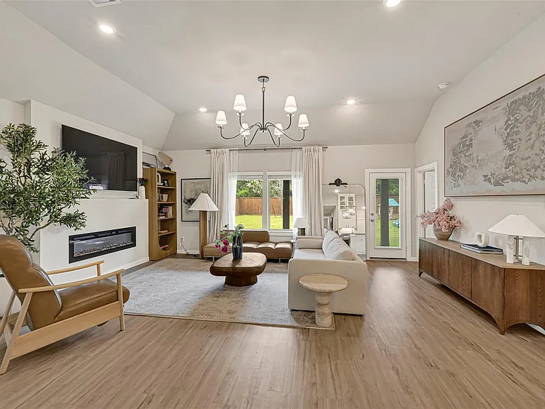 18639 Rock Quarry Trl — Photo 12