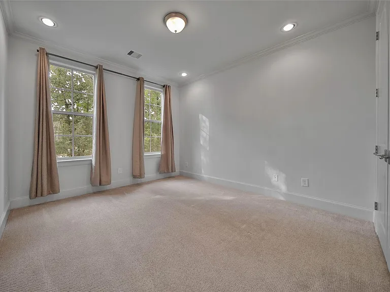 42 Wooded Park Pl — Photo 15