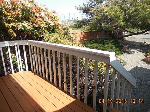 3rd image of 467 Canal Dr NE