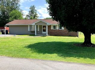 116 Green Valley Ln, Elizabethton, TN 37643