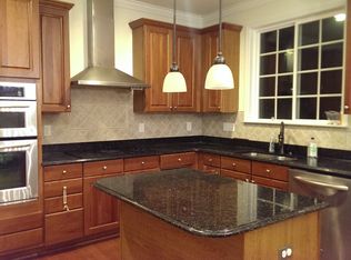 628 Piper Stream Cir, Cary, NC 27519