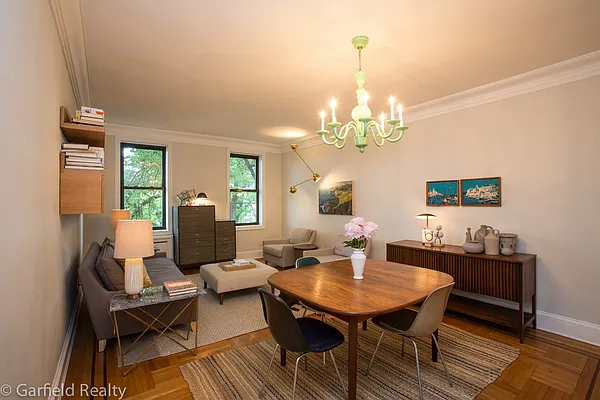 Sold by Garfield Realty  | media 15