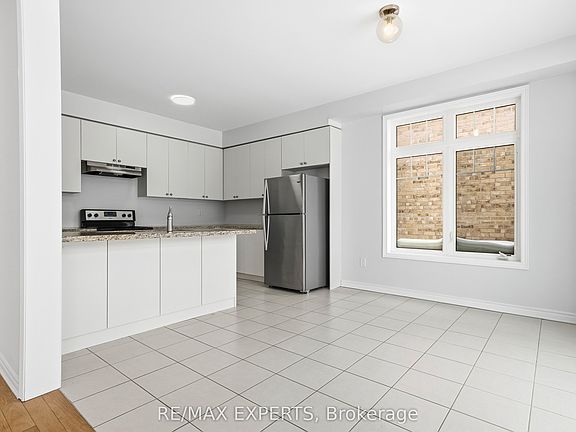 5th image of 983 Barton Way