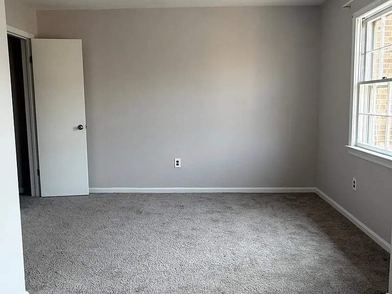 1902 Curtis Ct SE — Photo 19