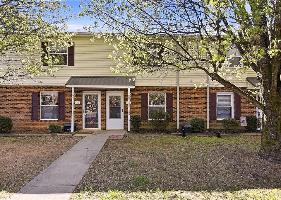 1st image of 640 Cedarbrook Ct