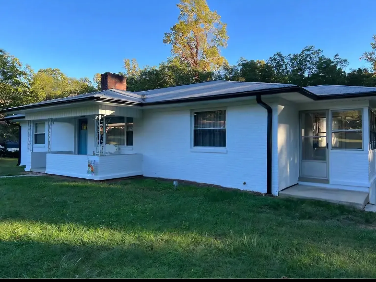 3 bed, 1421 sqft, $2,000 — Photo 2