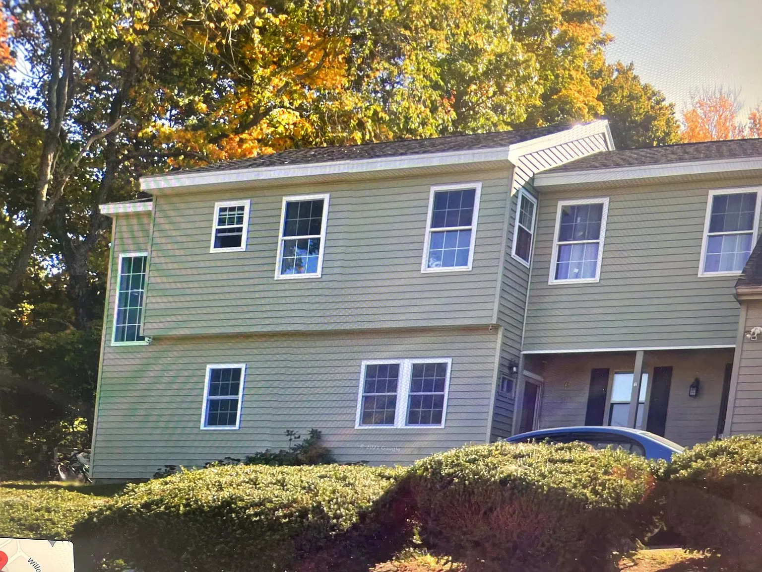 4 bed, 2160 sqft, $3,900 — Photo 4