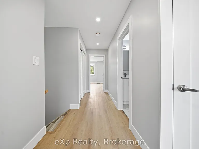 79 Maclellan Ave — Photo 16