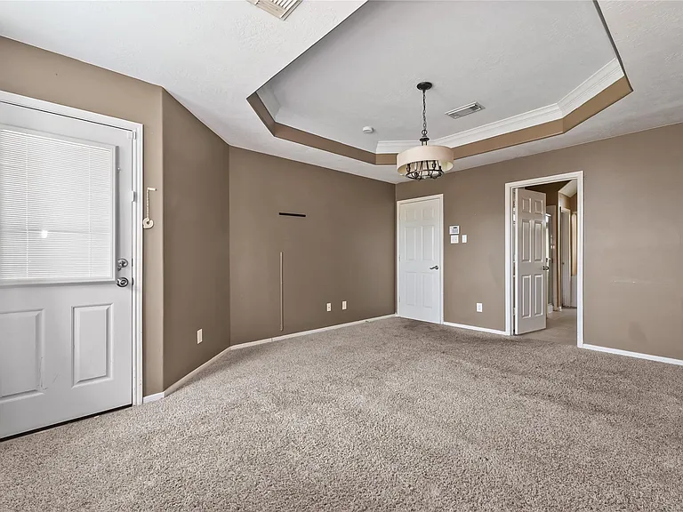 511 Nadia Way — Photo 16