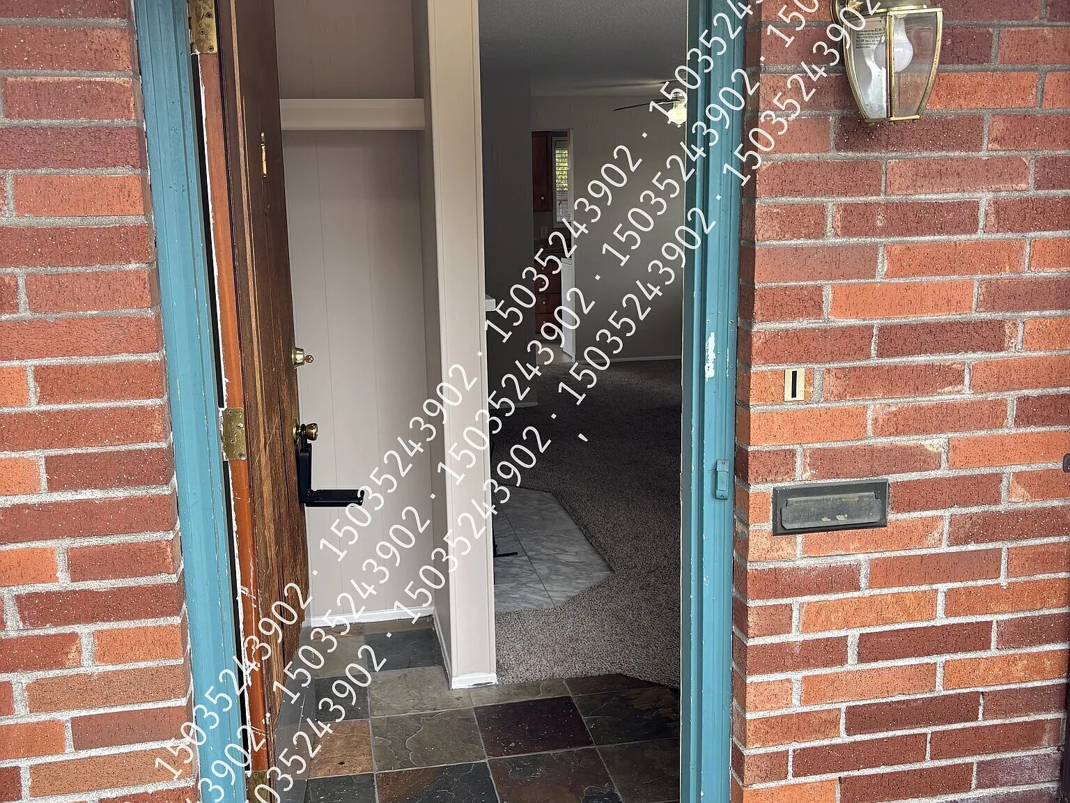 11221 NE Glisan St — Photo 2