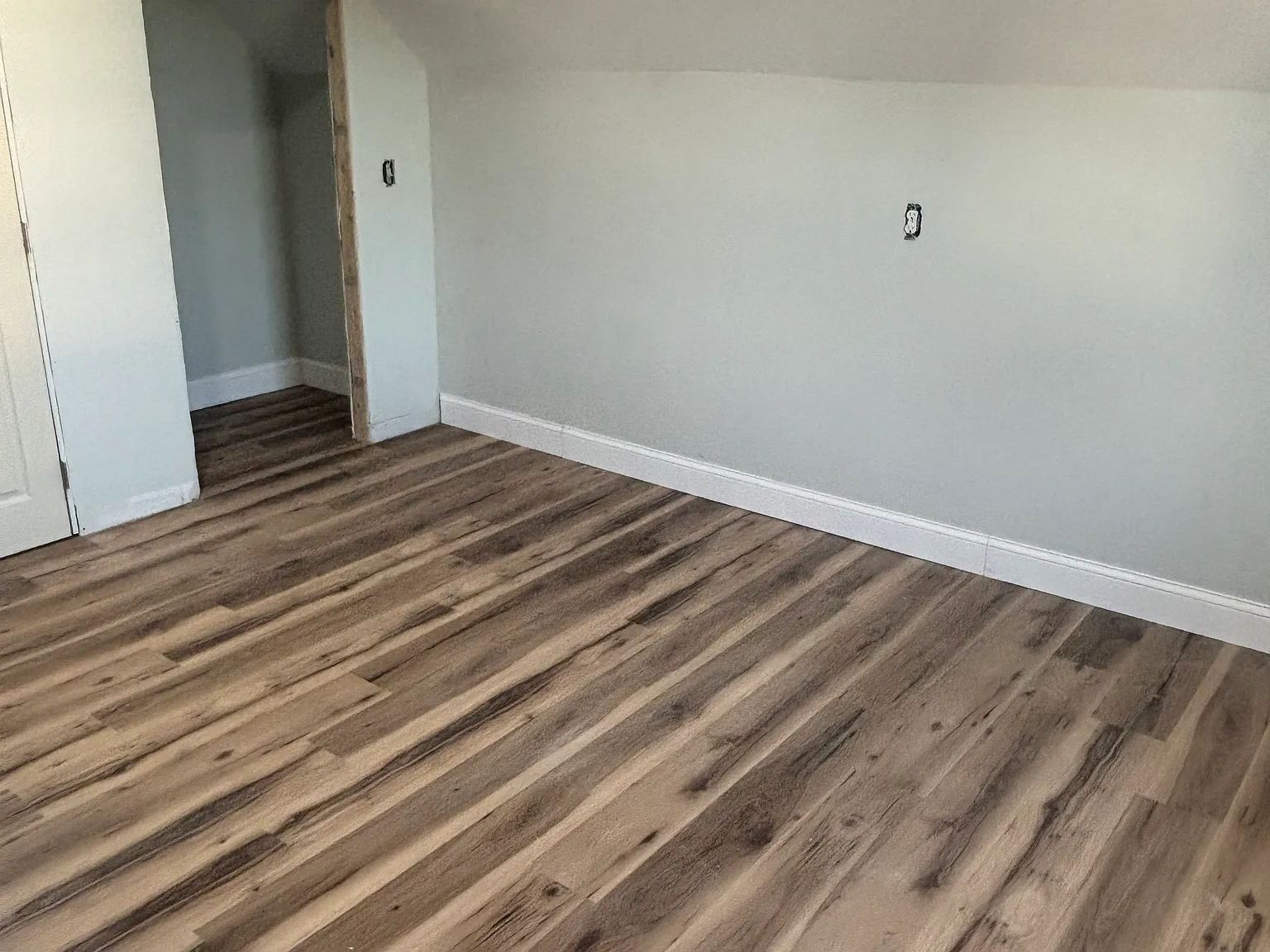 1 bed, 700 sqft, $1,500 — Photo 3
