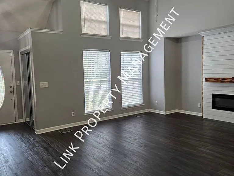 6383 Rim Crest Ln — Photo 31