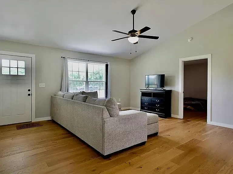 143 Fremont Rd — Photo 5