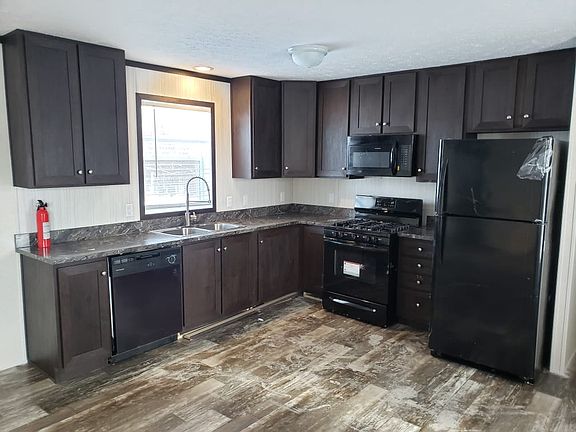 2nd image of 38000 Le Chateau Blvd #67