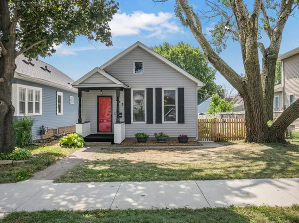 282 Annapolis St W, West Saint Paul, MN 55118