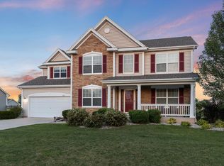 1954 Shasta Ave, Grafton, WI 53024