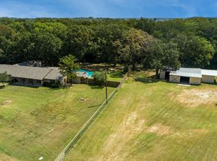 102 Hidden Valley Rd, Wills Point, TX 75169