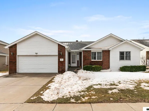 1863 Folkways Blvd, Lincoln, NE 68521