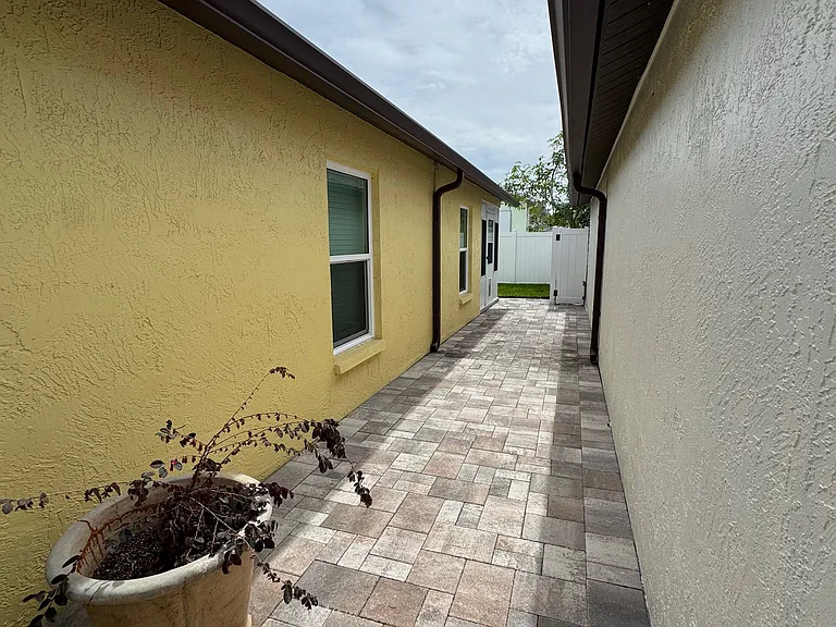 Side yard