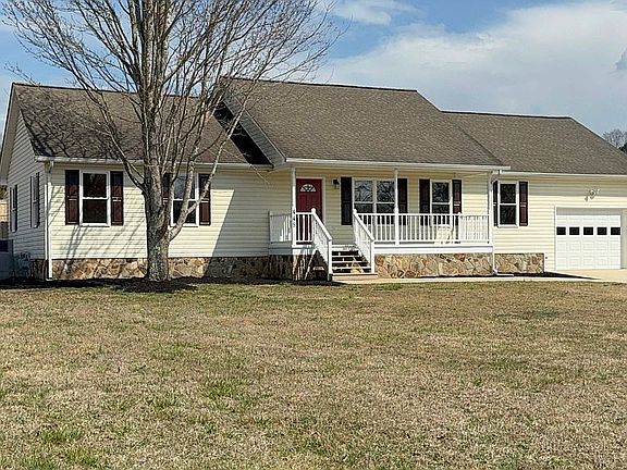 2nd image of 445 Pin Hook Rd