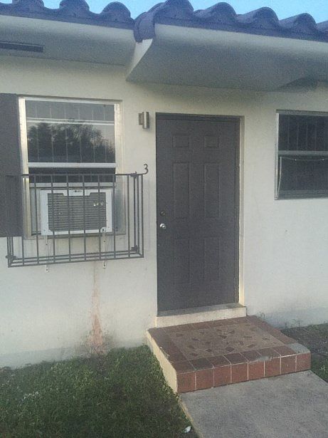 1st image of 8025 NW 11th Ct APT 3