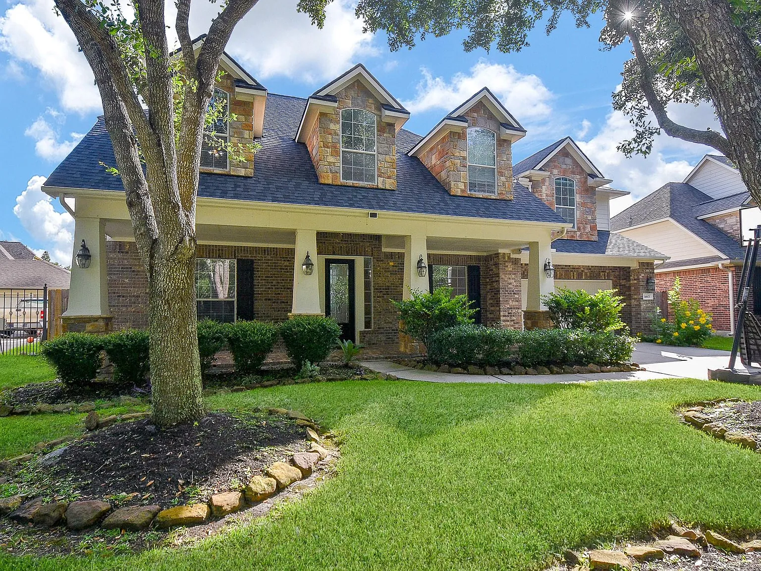 4 bed, 3.5 bath, 3426 sqft, $3,550 — Photo 2