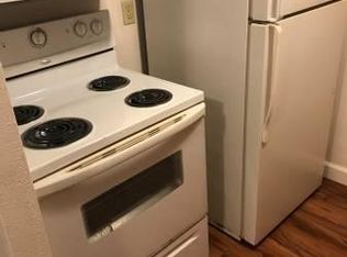 54 Cheryl Ln APT 5, Twin Oaks, MO 63088