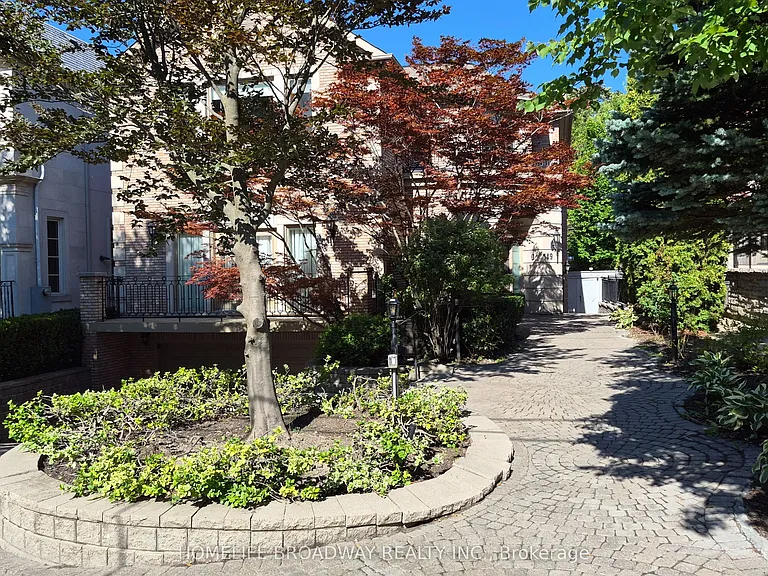 149 Dunvegan Rd — Photo 3