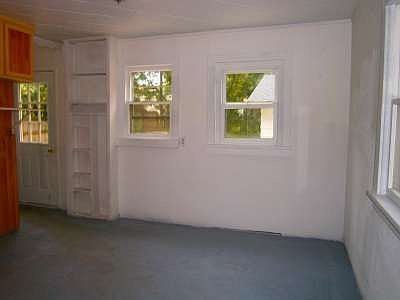3rd image of 36920 N Lawrence Dr
