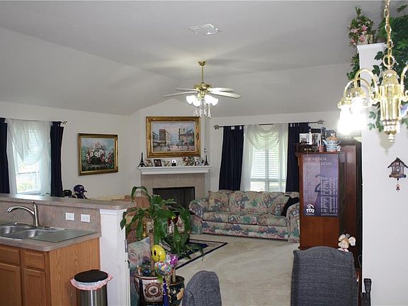 3rd image of 3461 Cayman Dr